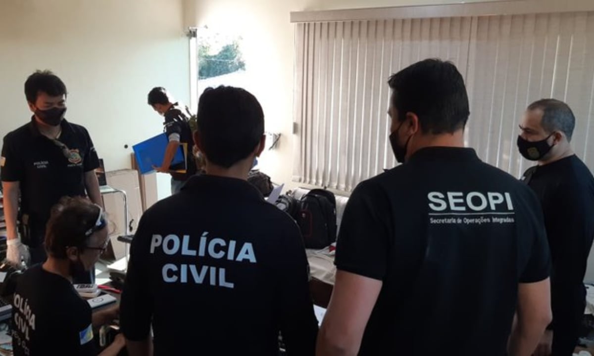 Operação em 18 estados mira disseminadores de conteúdos extremistas na internet