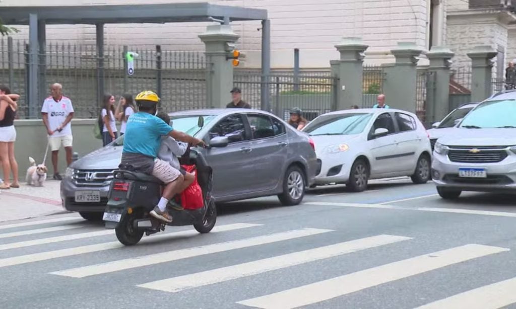 Prefeitura do Rio fixa novas regras para o uso de bicicletas e patinetes elétricos