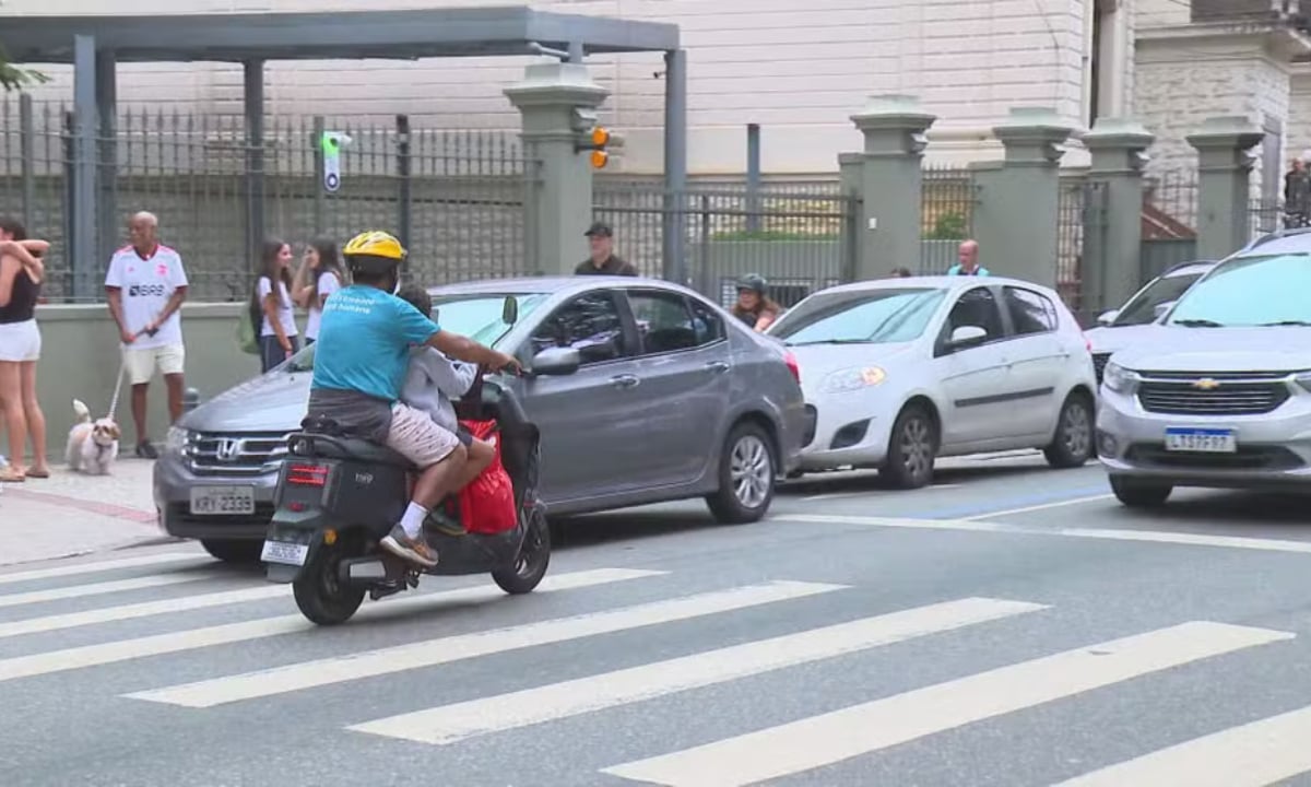 Prefeitura do Rio fixa novas regras para o uso de bicicletas e patinetes elétricos