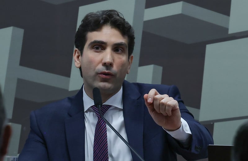 ‘Quem vai efetivamente dizer se teve uma fraude ou não vai ser a Justiça’, diz Galípolo sobre papel do BC