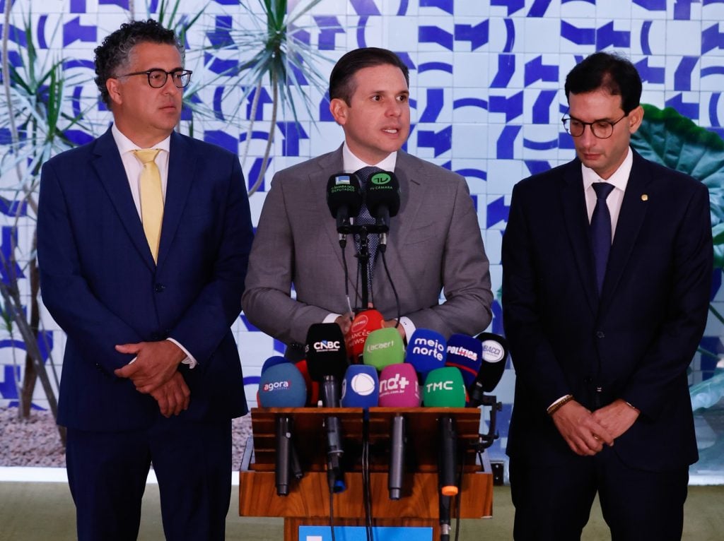 Motta anuncia presidente e relator do fim da escala 6×1 na comissão especial