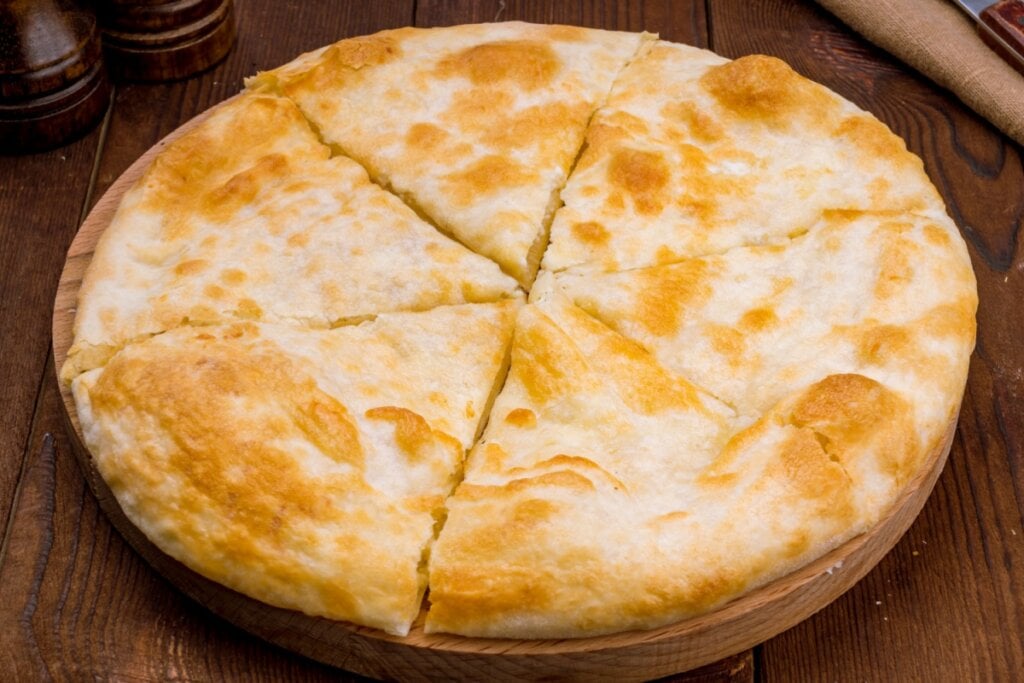 Pão de queijo de frigideira: aprenda receita fácil para o café da tarde