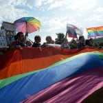 Tribunal russo declara ‘extremista’ ONG LGBTQIA+ e a torna ilegal