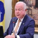 Governo quer trocar relator da 6×1 na Câmara, mas Motta pretende manter Paulo Azi