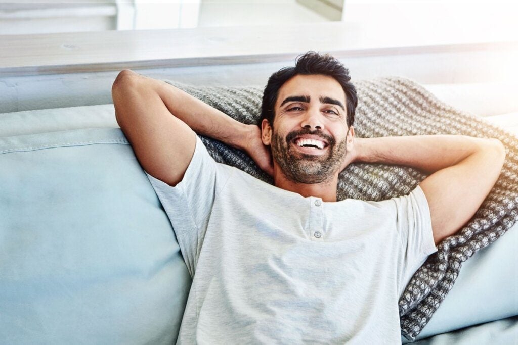 Solitude e saúde mental: ficar tempo sozinho beneficia o bem-estar  