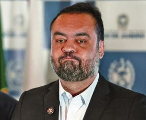 Compliance Zero/ Candidatíssimo a Bangu