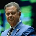 Os 4 senadores que votaram contra o fim da 6×1 na CCJ