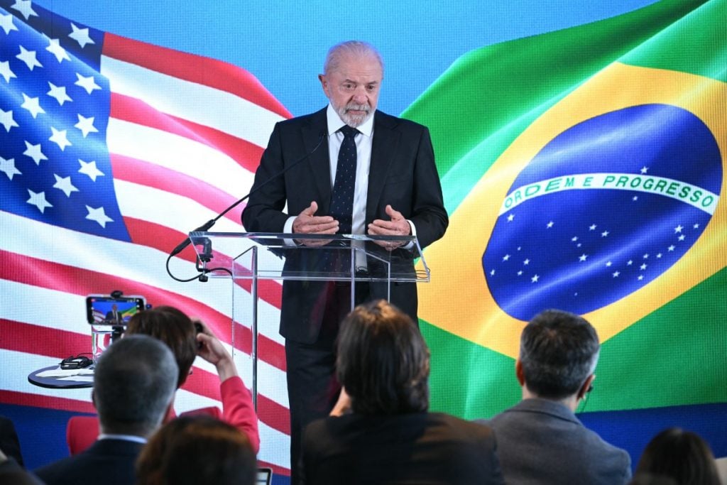 Discutimos combate ao crime, não a designação de facções como terroristas, diz Lula sobre Trump