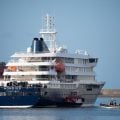 Desembarcam os primeiros passageiros de navio com hantavírus