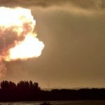 Foguete da Blue Origin, de Jeff Bezos, explode na plataforma de lançamento