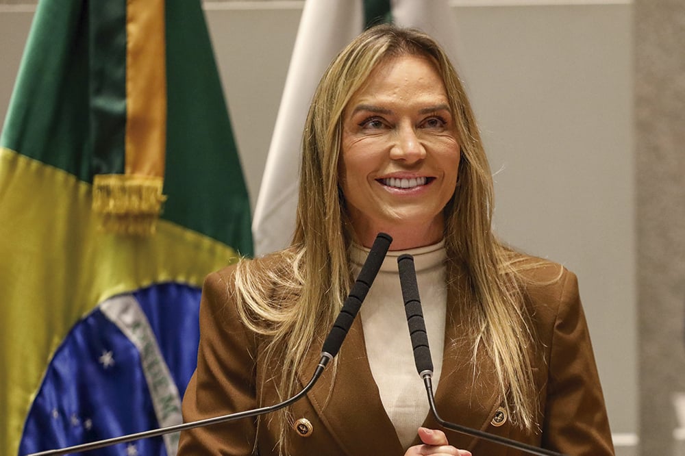 Celina Leão lidera a disputa pelo governo do DF, mostra Paraná Pesquisas