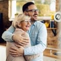 Presentes para mães 50+: 10 tecnologias para conforto, autonomia e qualidade de vida