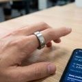 Oura compra Galen AI e leva o anel inteligente para a saúde conectada