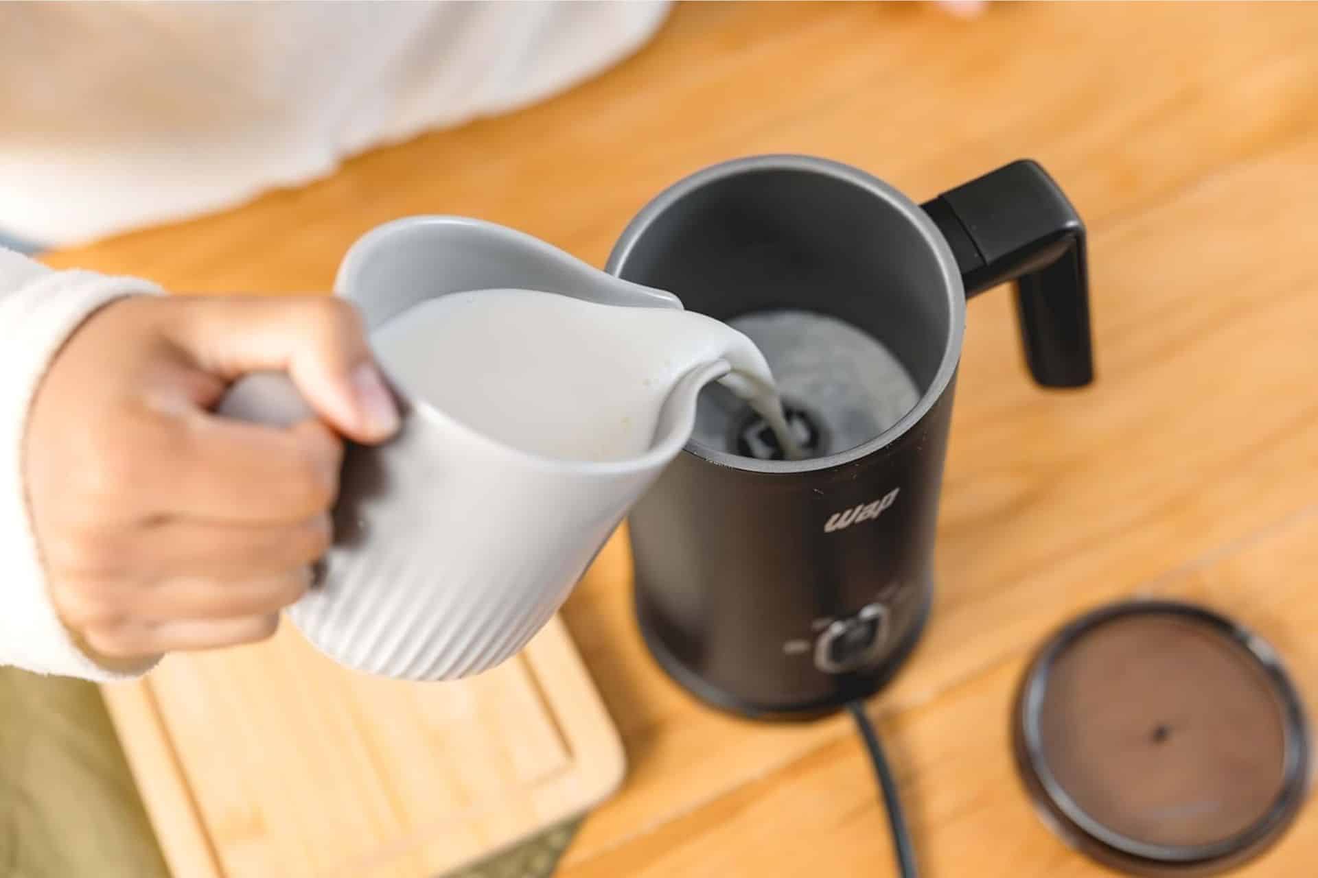 Melhor café em casa? Guia reúne moagem, espuma e extração perfeitas