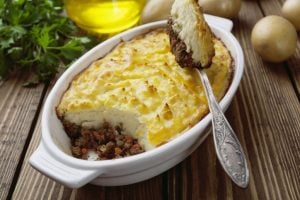 Receitas de travessa: 5 opções práticas e deliciosas para o almoço de Dia das Mães