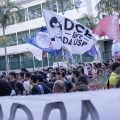 Estudantes mantêm ocupação da reitoria da USP e cobram diálogo com Segurado