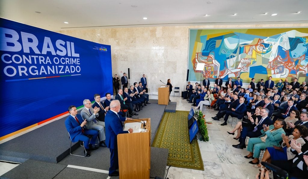 Lula diz que criará o Ministério da Segurança após Senado aprovar PEC