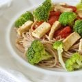 Proteína vegetal: 5 receitas surpreendentes com tofu para o almoço