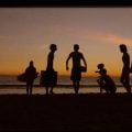 Entre a cura e o pânico moral
