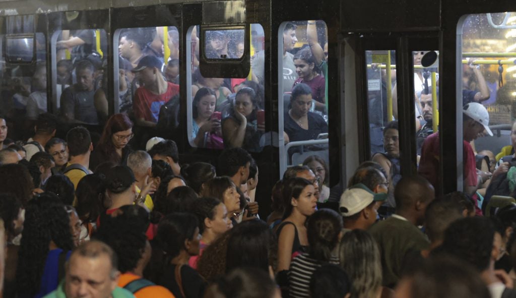 Adoecer na cidade e a exaustão da vida urbana 