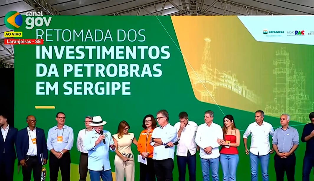 Senador do PP é vaiado em evento, Lula intervém e pede civilidade