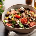 Almoço saudável: 5 receitas leves com vegetais para o dia a dia