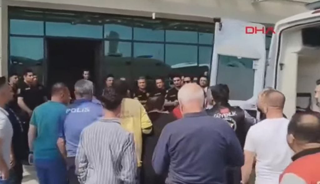 Ataque de homem armado deixa ao menos 6 mortos e 8 feridos na Turquia