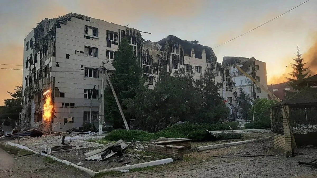 Ataque ucraniano deixa 6 mortos e 15 desaparecidos em escola de Luhansk