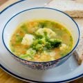9 sopas detox fáceis e saudáveis para começar a semana bem