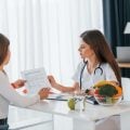 Suplementos alimentares: 5 cuidados antes de incluí-los na rotina