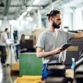 Fabricação própria nos marketplaces: o que separa quem cresce de quem só compete por preço