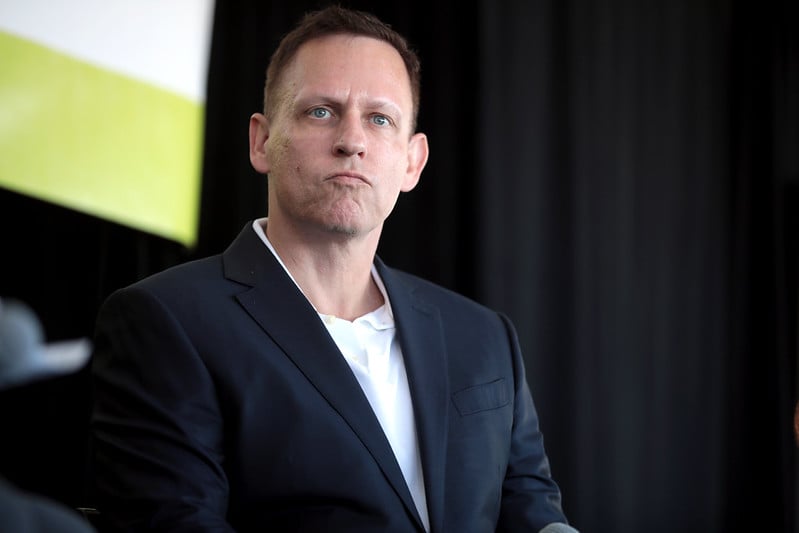O que se sabe sobre a mudança do bilionário trumpista Peter Thiel para a Argentina