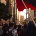 PM dispersa com violência ato de estudantes da USP, Unesp e Unicamp
