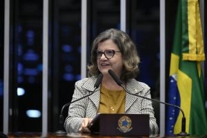 O que pensa a nova líder do governo no Senado sobre o fim da escala 6x1