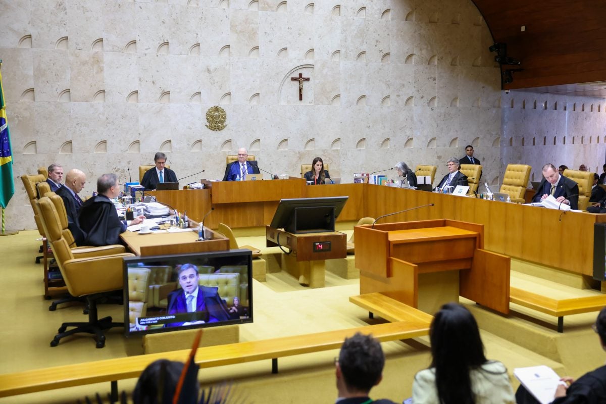 STF decide que condenação por improbidade impactará na perda de funções públicas