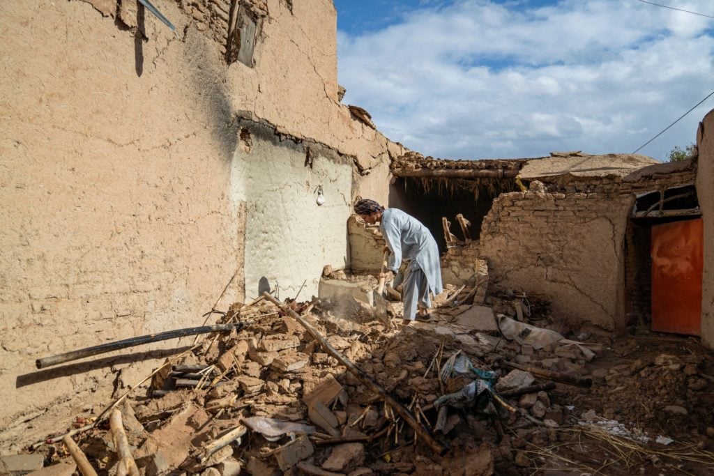 Forte terremoto atinge o Afeganistão