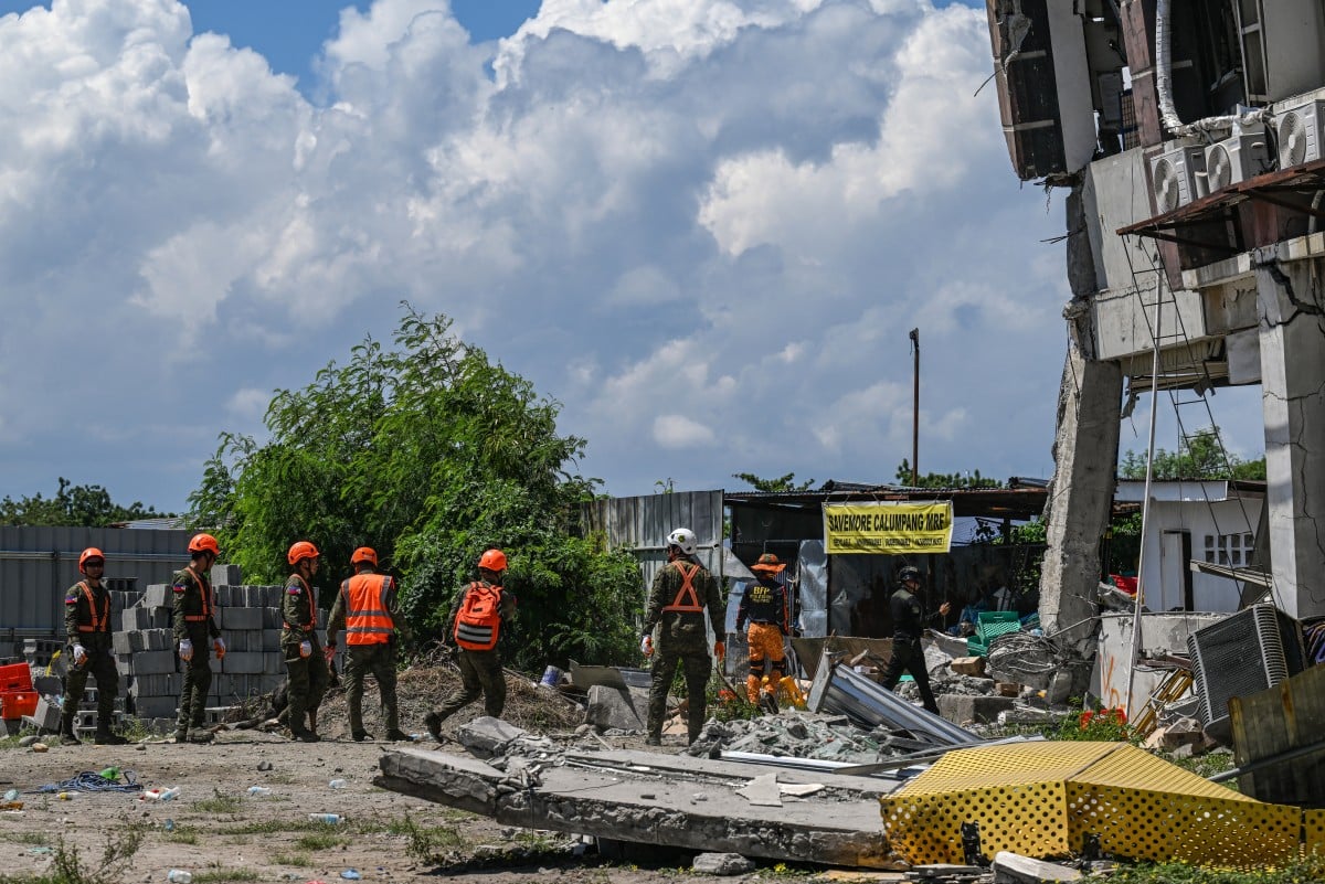 Trabalhos de resgate prosseguem após terremoto nas Filipinas