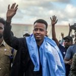Árbitro impedido de entrar nos Estados Unidos é recebido como herói na Somália