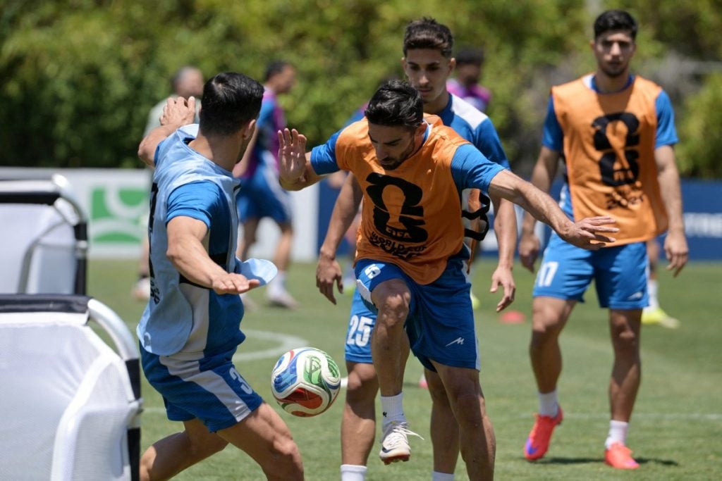 Irã vai formalizar protesto na Fifa pelas condições impostas à sua seleção na Copa