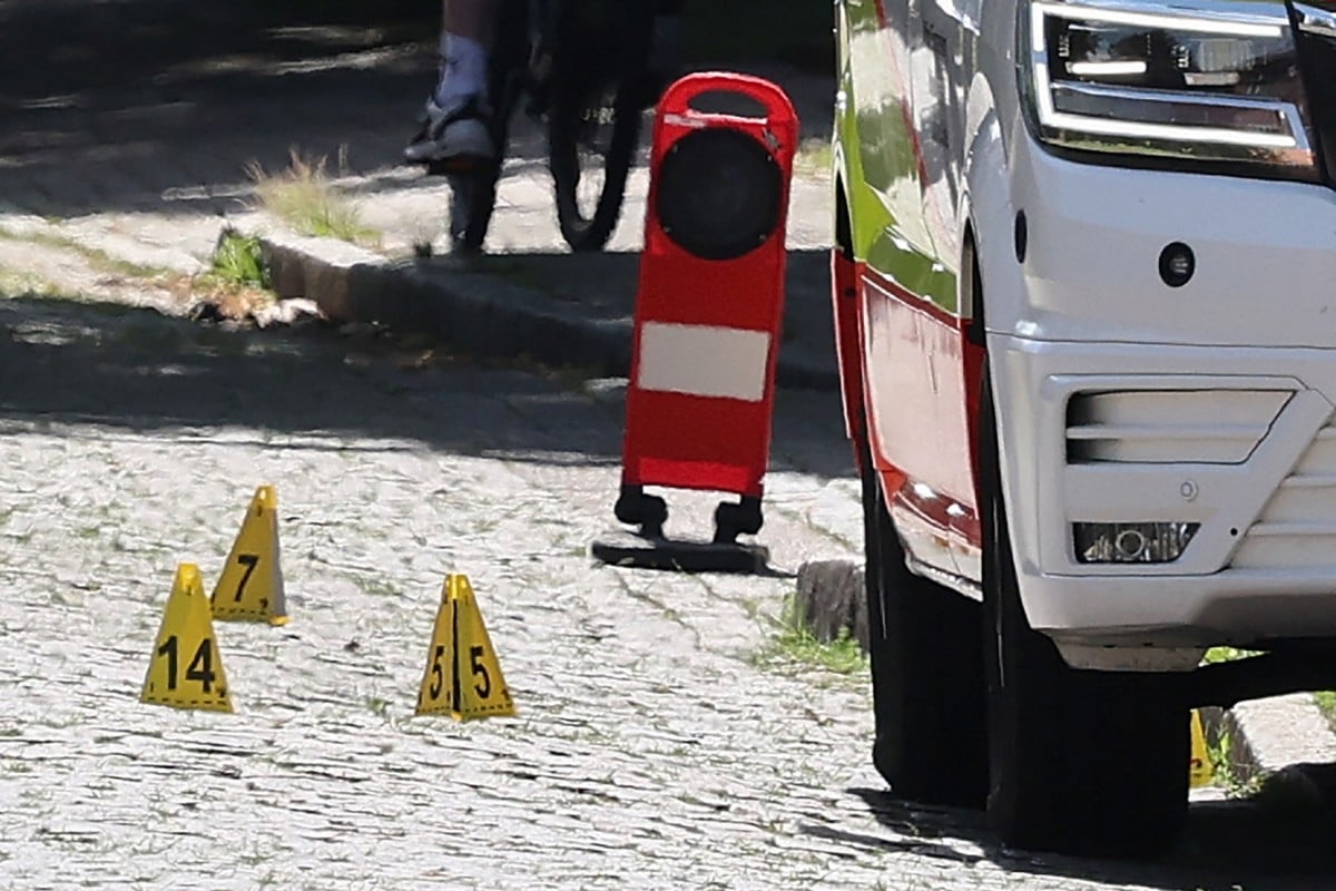 Ataque a Tiros Deixa Cinco Adultos Mortos em Centro de Acolhimento Juvenil na Cidade de Stade, Baixa Saxônia, Alemanha: Dois Suspeitos Detidos Pela Polícia