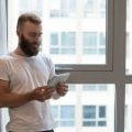 Janela inteligente sem obra: como automatizar a casa contra chuva e calor
