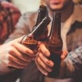 Copa com sabor e equilíbrio: como aproveitar petiscos e cerveja sem prejuízos à saúde