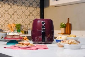 Melhor air fryer para combinar com a cozinha? Linha aposta em cores e design