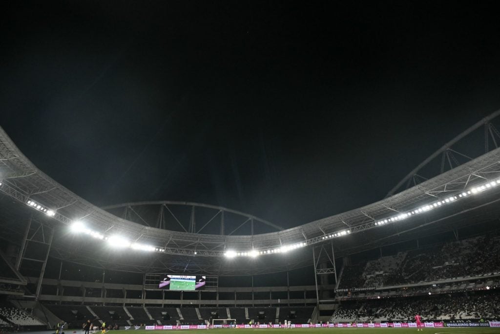 O dinheiro explica as dificuldades do futebol brasileiro