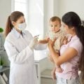 Veja os principais sintomas da meningite e como prevenir a doença