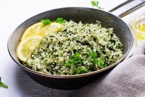 5 receitas com ora-pro-nóbis para um almoço saudável, nutritivo e cheio de sabor