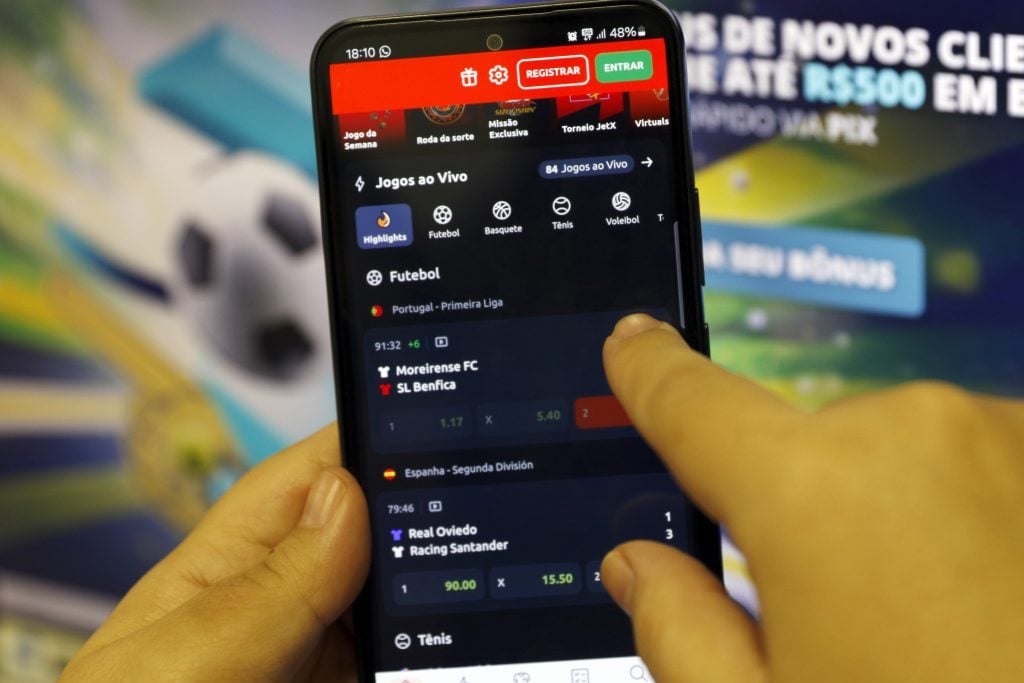 Bet é condenada a devolver R$ 180 mil a apostador viciado