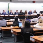 CCJ da Câmara adia novamente análise de PEC sobre redução da maioridade penal