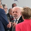 Enxurrada de anúncios nos jogos da Copa empurra o governo Lula para cima das bets