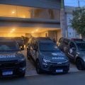 Chefe da Polícia Civil e ex-policial são presos por suspeita de envolvimento com o PCC